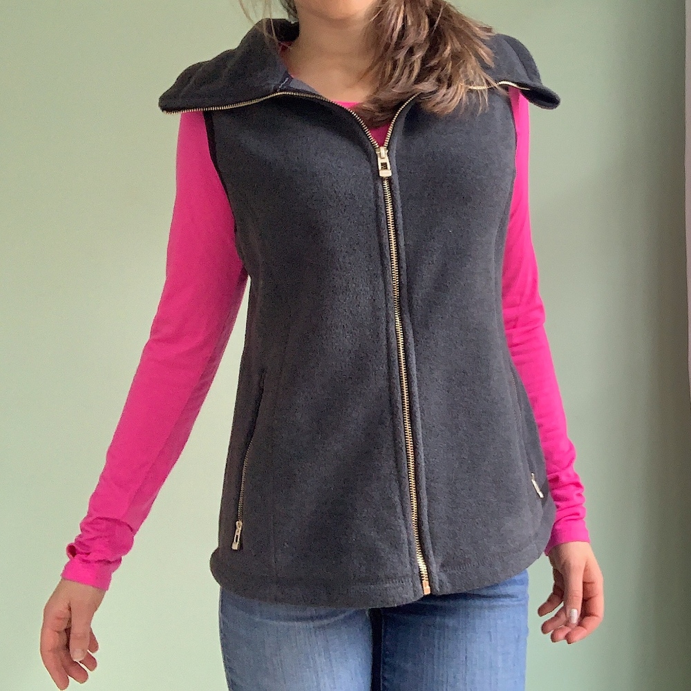 Calvin Klein Quick Dry Fitted Performance Zip Vest - image 3